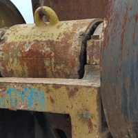 低價(jià)出售水泥磚機(jī)，五七破和細(xì)鍔破