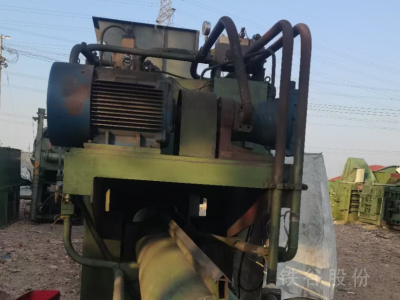 華宏科技巨無霸315噸打包機圖4
