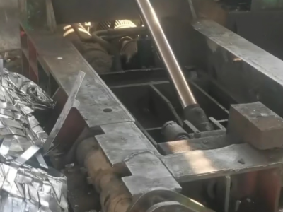 華宏125噸打包機，1200/700圖3
